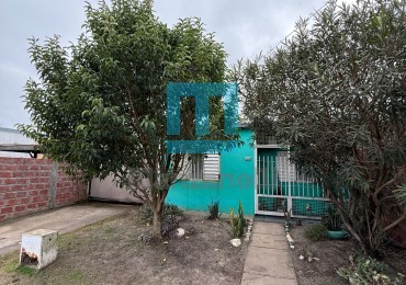 CASA EN VENTA 2 DORMITORIOS COLONIA AVELLANEDA