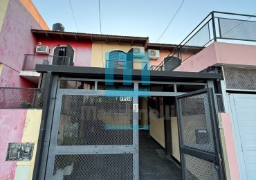 VENTA DUPLEX 2 DORMITORIOS AV RAMIREZ Y SAROBE