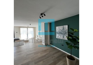 EN VENTA PISO COMPLETO ZONA PARQUE PARANA